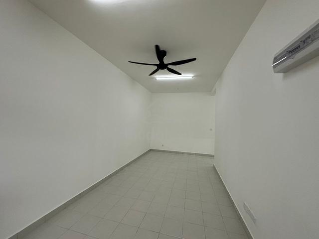 Jalan Helang Bandar Putra @ Kulai Townhouse For Rent 1