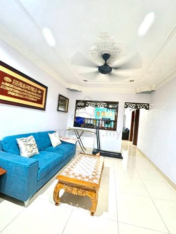 LOW DEPO RENOVATED SINGLE STOREY Taman Desa Bakti Selayang for sale 1