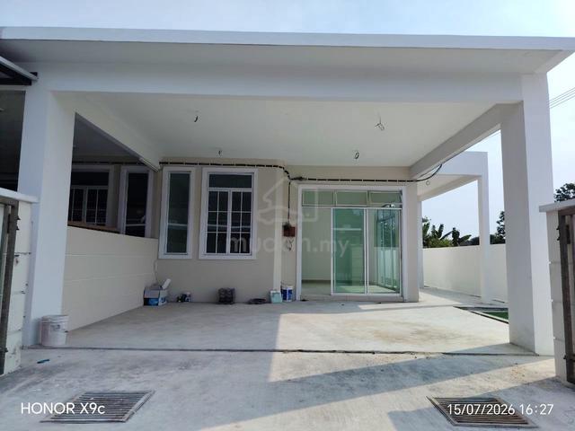 Corner Lot Taman Impian Parit Raja, Batu Pahat 1