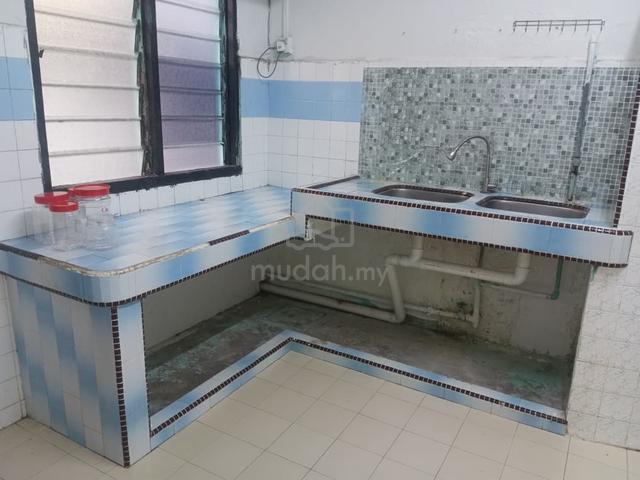 Renovated 2 Storey House in Taman Ria Labis for Rent 1