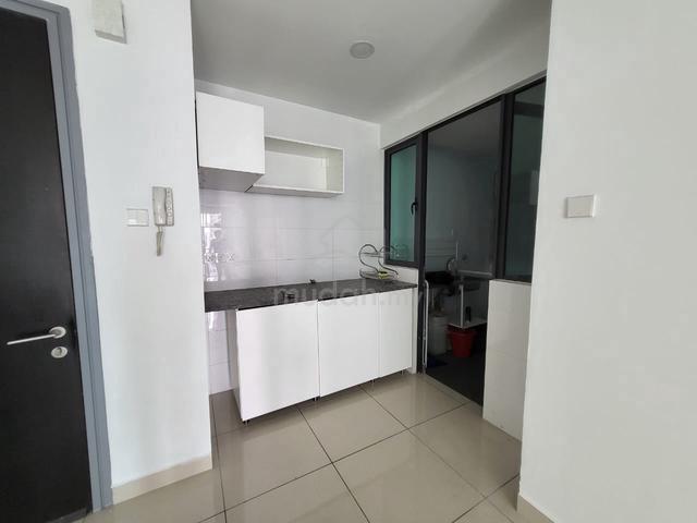 KL Traders Square Residences 1