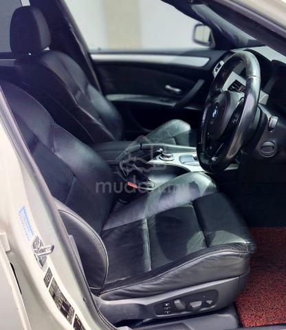 BMW 525i 2.5(A)M SPORT LCI FACELIFT COLLECTION - 5