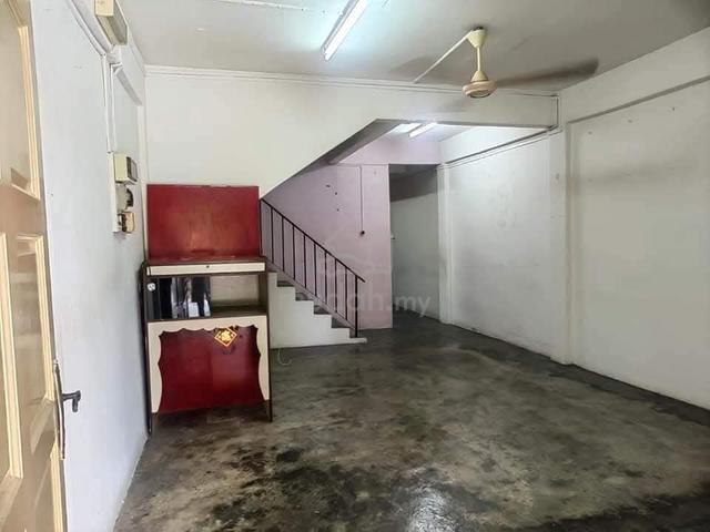 * UNBLOCKED VIEW * Rumah Murah 2 Tingkat * dekat Lotus * nk Jual * 3