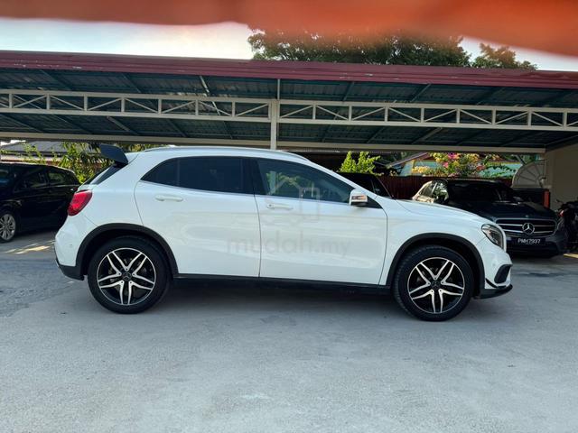 OTR PRICE* 2014/15 Mercedes Benz GLA200 1.6 CBU 7G - 4