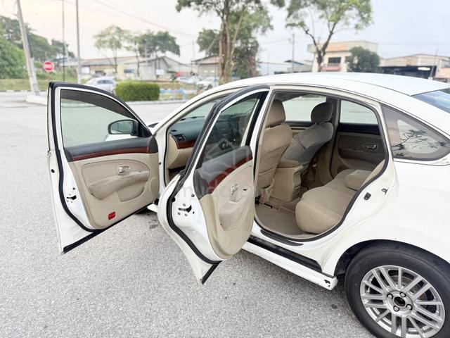 2010 Nissan SYLPHY 2.0 LUXURY IMPUL G11 (A) TIPTOP - 4