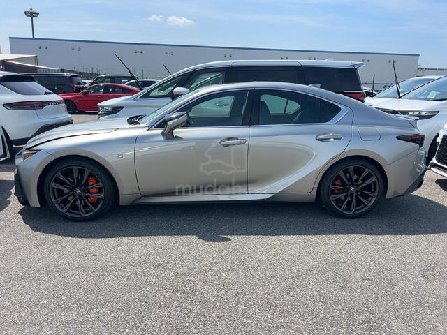 2023 Lexus IS300 2.0 F-SPORT (A) - 4
