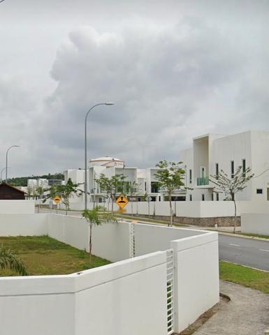 Corner lot 2-sty terrace house in Bdr Sri Sendayan, Seremban 1