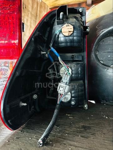 Toyota Hilux Revo GUN125 / GUN126 2018 - photo 2 of 5