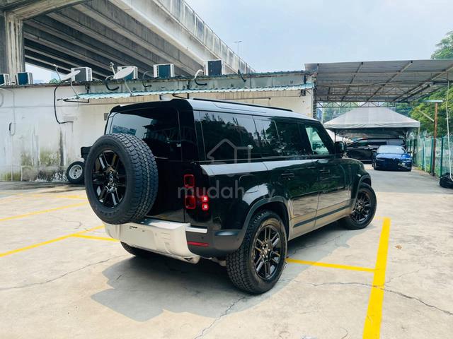 2023 Land Rover DEFENDER 2.0 110 SE P300 Air Sus - 4