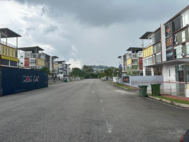 4 Sty Factory & office Taman Industri integrasi Rawang [FREEHOLD] 1