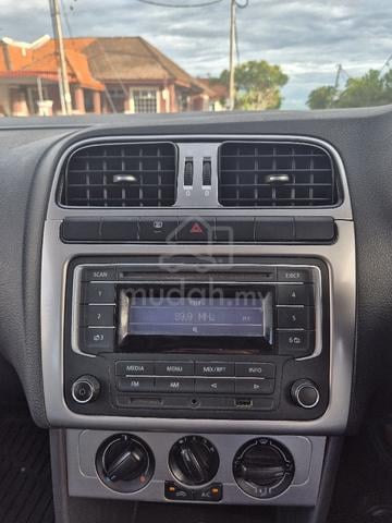 2017 Volkswagen VENTO 1.6 COMFORTLINE (A) - 5