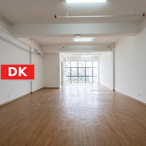 Cyberjaya Office with Aircond, Laminated Flooring for Rent Kenwingston 1