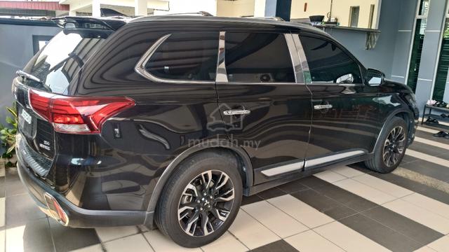 2021 Mitsubishi OUTLANDER 2,4 2.4L (A) - 3
