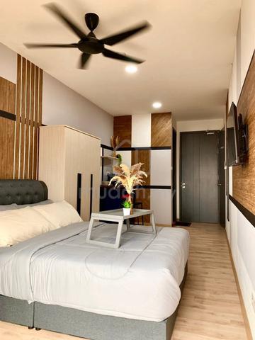 Emporis (Kota Damansara) 1