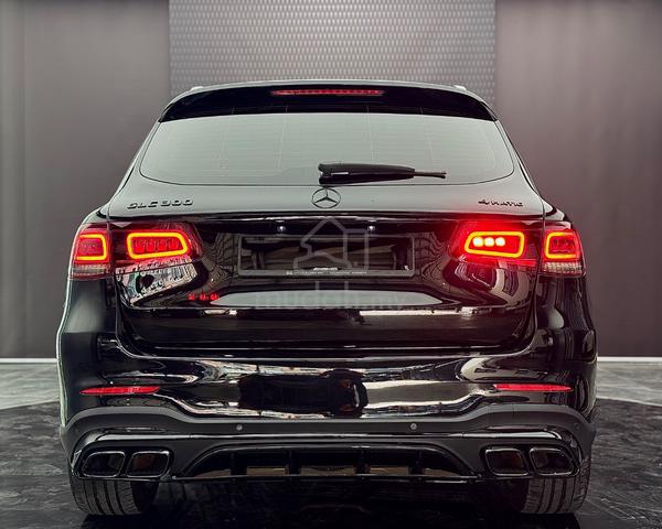 Mercedes Benz GLC-CLASS 300 4MATIC COUPE F/63Conv - 4