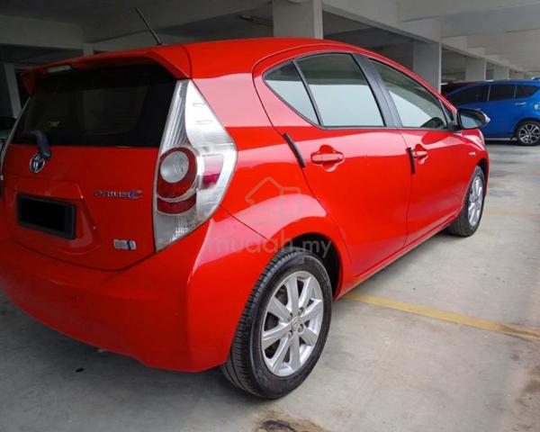2012 Toyota PRIUS C 1.5 (HYBRID) NHP10R (A) - 2