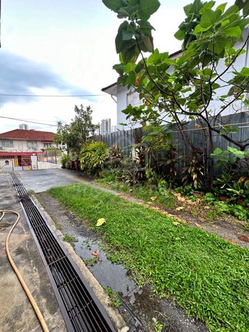 2 storey semi D at jalan gajah 1