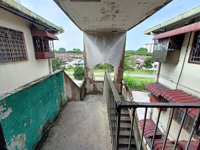 Taman Suria Pendamar Flat 1