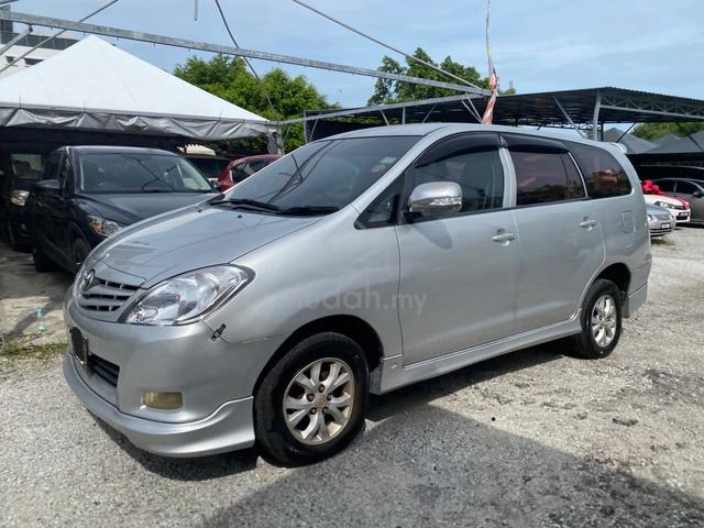 2011 Toyota INNOVA 2.0 E (A) - 3
