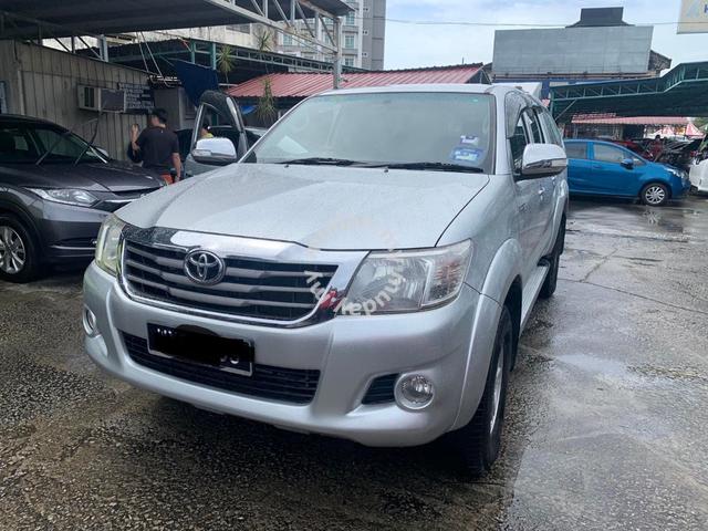 2012 Toyota HILUX 2.5 G (A)CANOPY/TIPTOP/VIP - 2