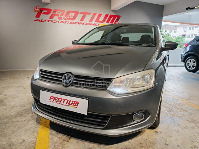 2015VolkswagenPolo STi 1.6 (A)B/ListBolehLoanKedai - 2