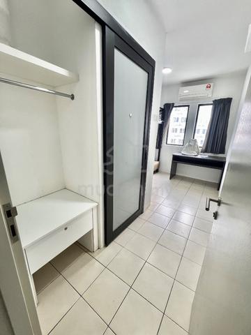 Uni Suites 1