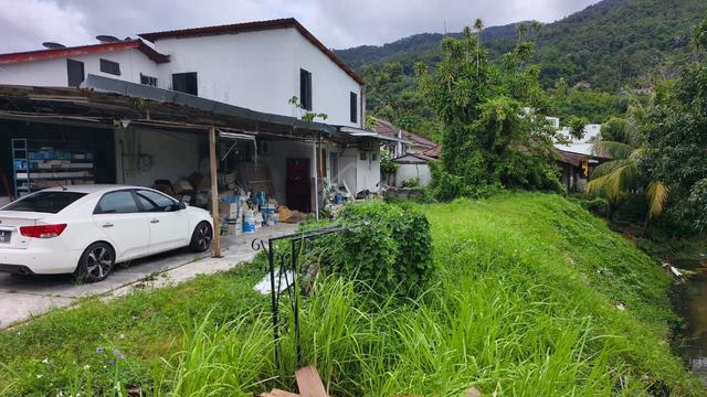 Freehold Land With House At Air Itam, Penang For Sale 1