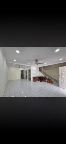 2 Storey House , Serdang Raya ,Renovated ,20x70 ,100% Loan , Near MRT 1
