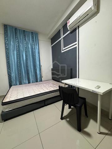 Centrestage Medium Room Mix Gender Unit @ PJ Section 13 For Rent 1