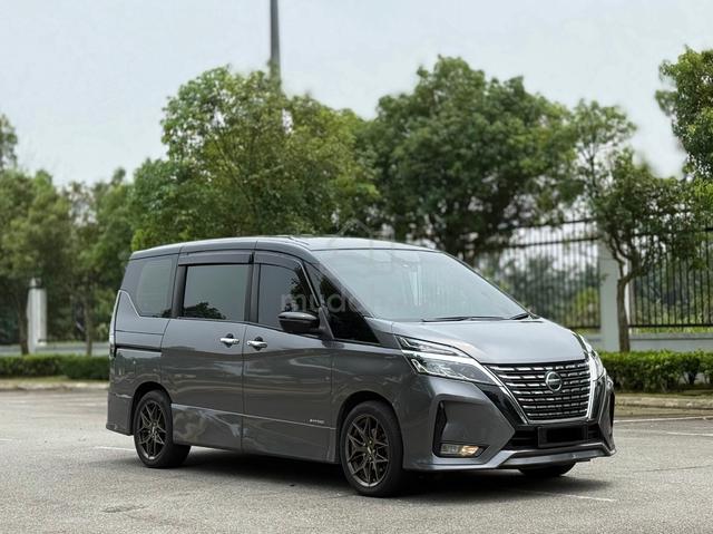 -2023- Nissan SERENA 2.0 S-HYBRID PREMIUM HIGHWAY - 1