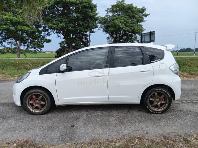 2012 HONDA JAZZ 1.3 Hybrid Facelift (A) - 4