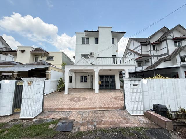 [Cheap Nice] 2.5 Storey Bungalow Desa 10 Bandar Country Homes Rawang 1