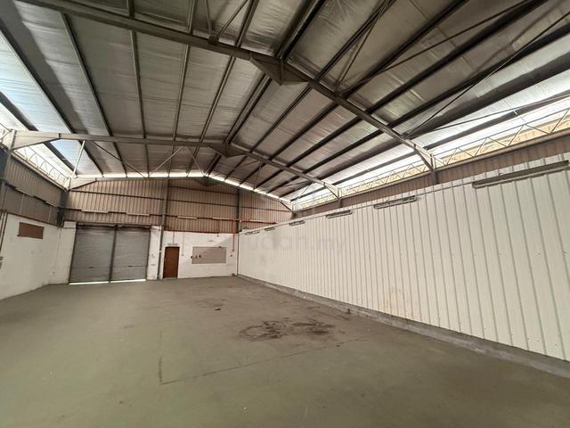 Malim Jaya warehouse - build up 3450sqft land 5770sqft cheng krubong 1