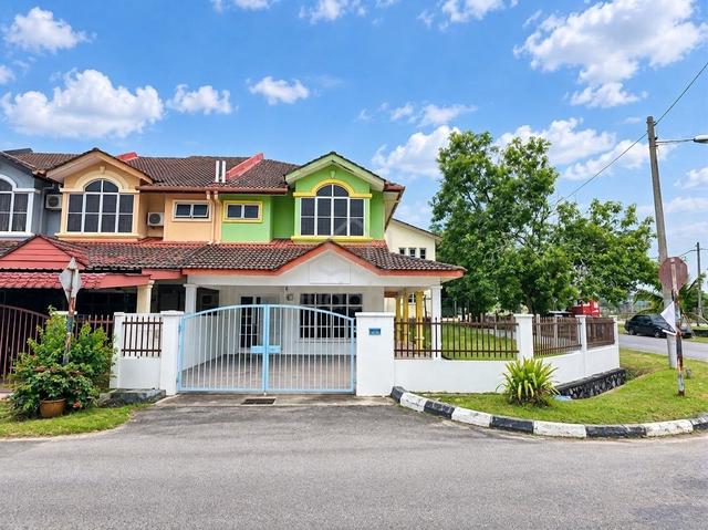 WTS (FREEHOLD) Corner Lot Double Storey | Taman Pelangi Semenyih 1