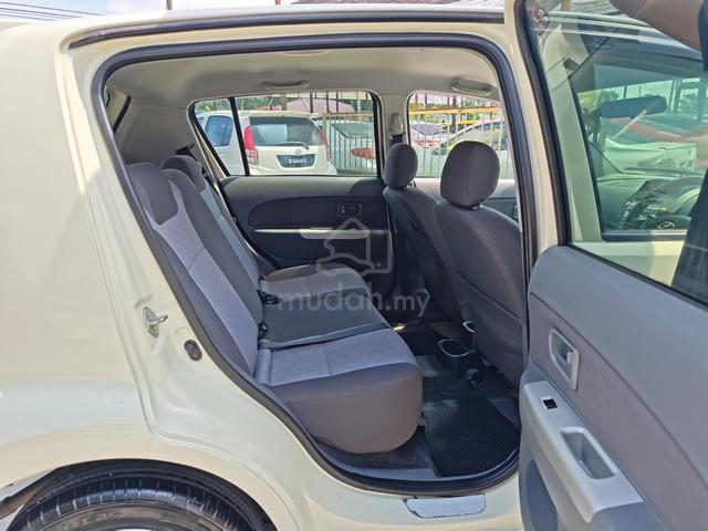 2010 Perodua MYVI 1.3 (AUTO)-LOAN KEDAI - 5