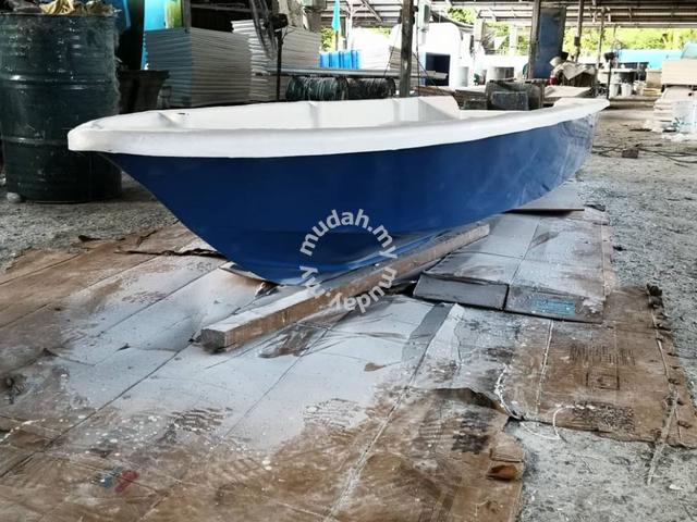 Fishing Boat - Fiberglass (offer) - Sports & Outdoors for sale in Others,  Selangor