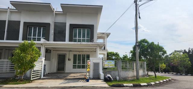 Corner Double Storey Terrace Taman Pelangi Semenyih 2 1