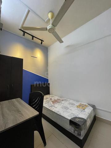 Prima U1 Condo, Shah Alam, Single Room, Full Female Unit, Full Furnish 1