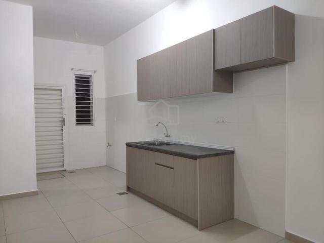 HOUSE WITH MINI KITCHEN CABINET | 2 Storey Terrace Tiara Sendayan Labu 1