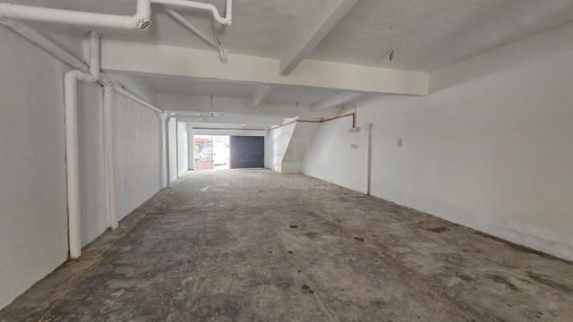 Shoplot Ground Floor @ Taman Sri Andalas Klang 22x80 Newly Refurbished 1