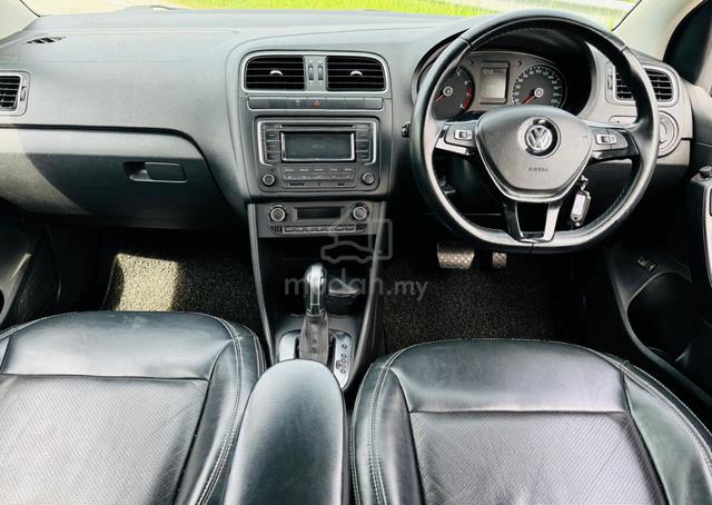 -2017-Volkswagen POLO 1.6 SEDAN (A) Loan/Cash - 5