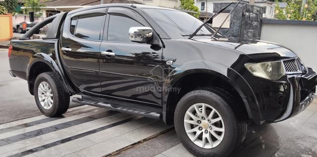 Mitsubishi L200 TRITON VGT 4x4 AT (A) - 2