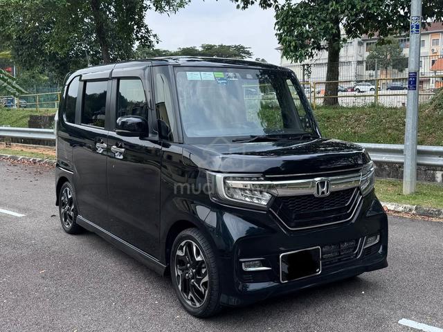 2017 Honda N BOX 0.7 CUSTOM G (A) - 1