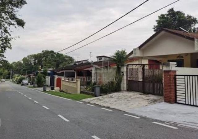 Single Storey Terrace At Jalan Hijau, Jelutong, 1