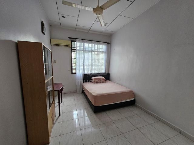 SPACIOUS 5BR 2-Storey Terrace Opposite Lotus Cheng 1