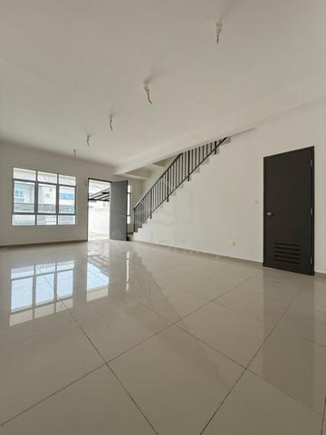CHEAPER Aster height Tropicana Upland Double Storey for Sale 1