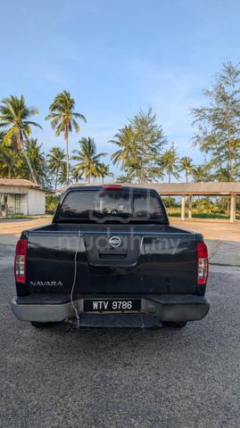 2010 Nissan NAVARA 2.5 SE (M) - 4