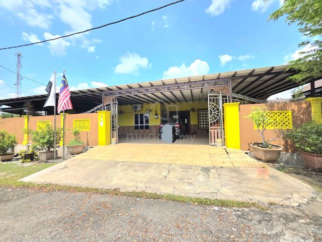 Corner lot banglo taman bukit tingkat jaya fully renovated 1