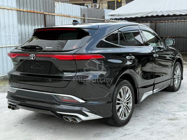 2022 Toyota HARRIER 2.0 Z ( Ori Bodykit , 2 Tone ) - 2