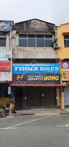 Ruang Pejabat/Komersial Di Lot Kedai 3 Tingkat Untuk Disewa 1